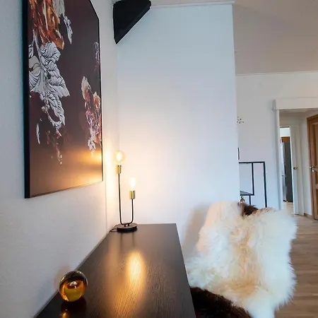 Stylish Two Floor Deluxe - 2 Bedroom Apartmán *