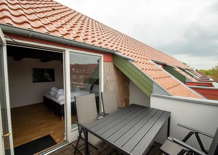 Lejlighed Stylish Two Floor Deluxe - 2 Bedroom