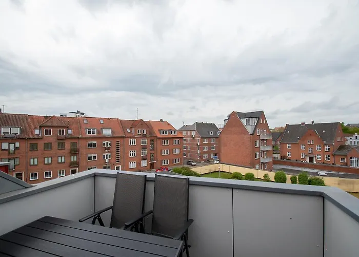 Stylish Two Floor Deluxe - 2 Bedroom